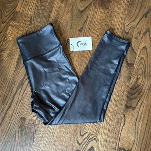 Zyia Black Metallic Light n Tight Leggings size 8-10